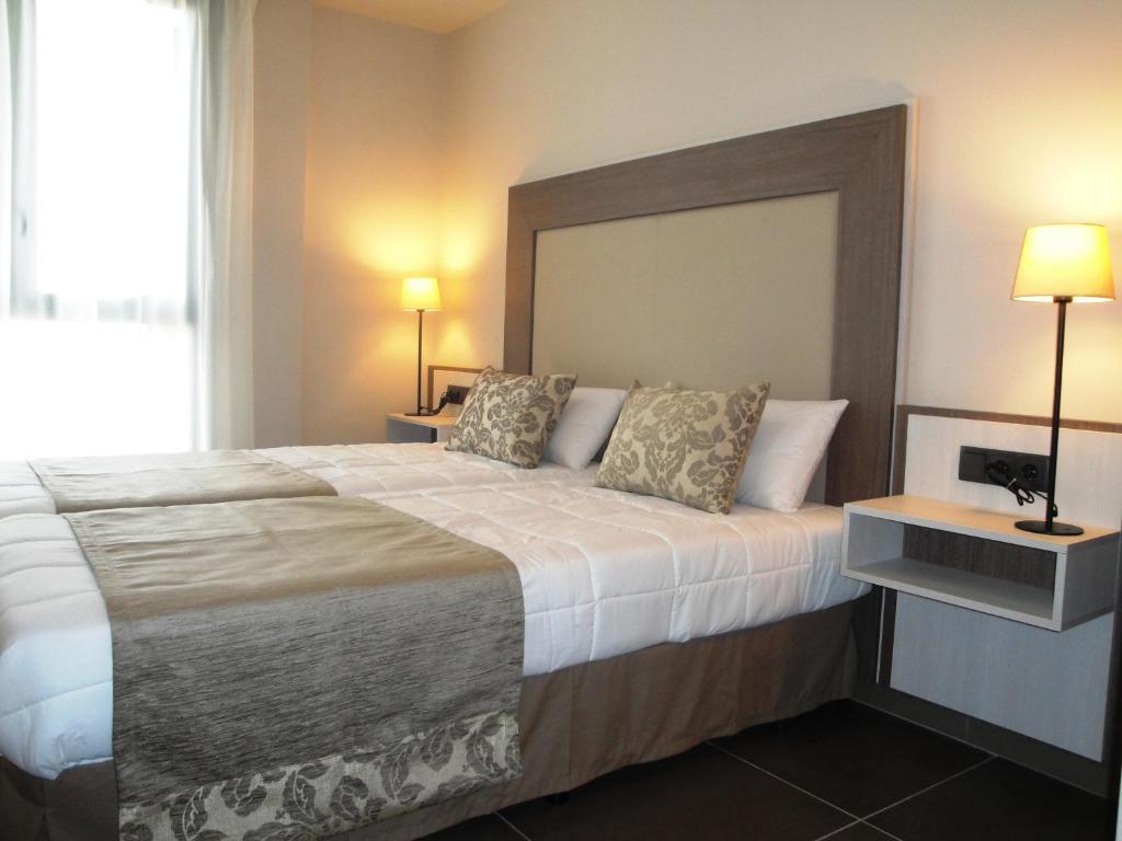 One-Bedroom Apartment (2-5 Adults)