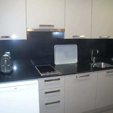 Pierre & Vacances Barcelona Sants-3